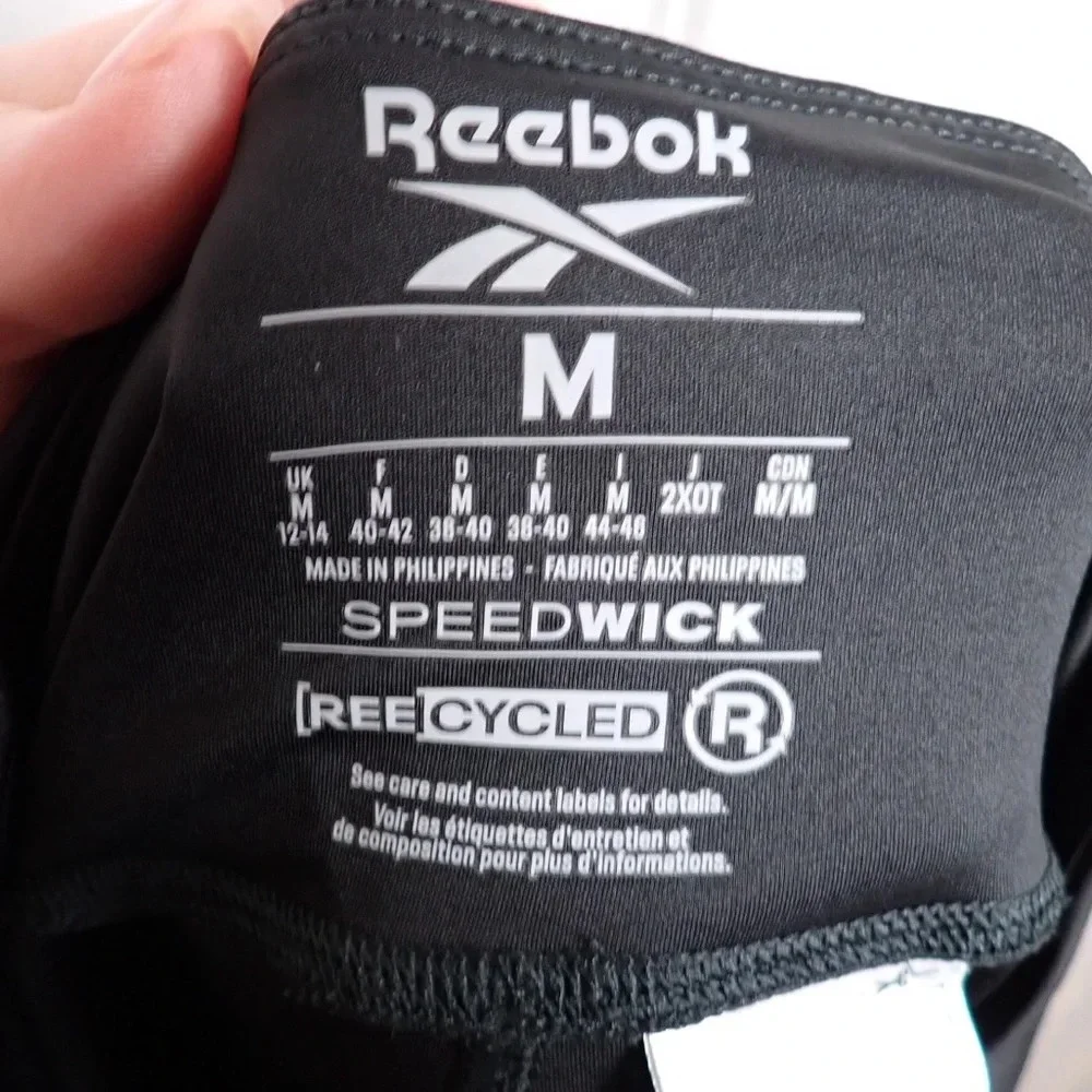 Reebok Cropped Black Leggings Size M